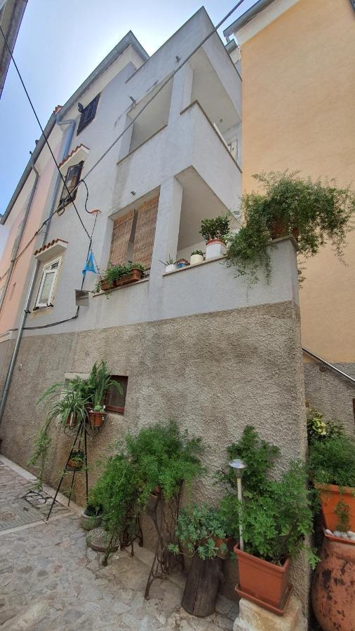 Franceska Apartmani Cres Exterior foto