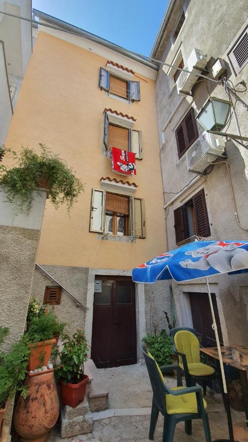 Franceska Apartmani Cres Exterior foto