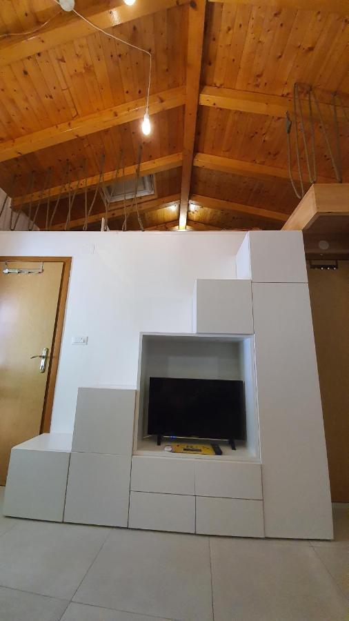 Franceska Apartmani Cres Exterior foto