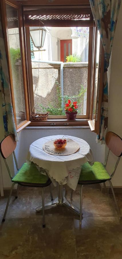 Franceska Apartmani Cres Exterior foto