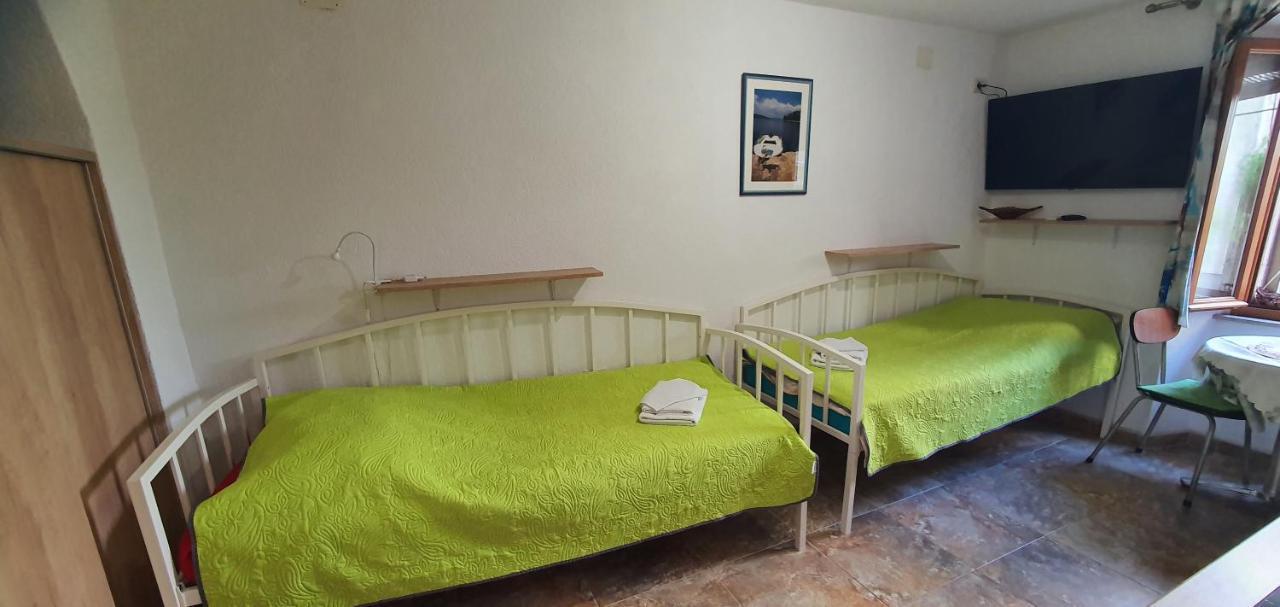 Franceska Apartmani Cres Exterior foto