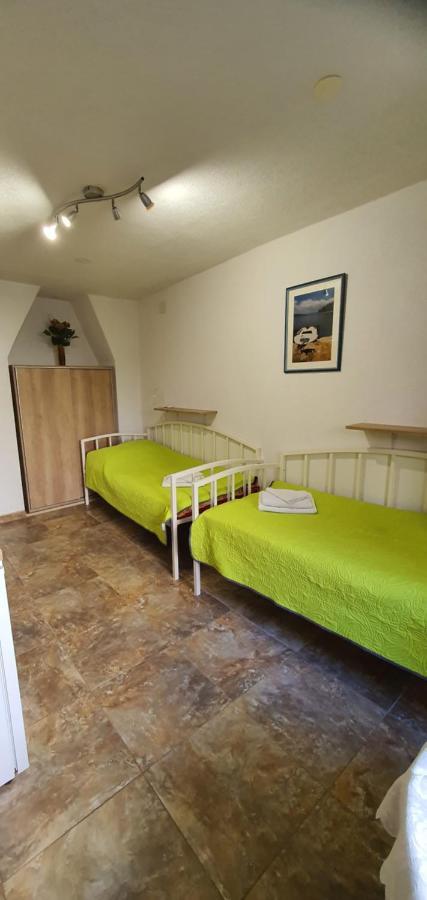 Franceska Apartmani Cres Exterior foto